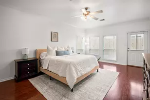 3209 Chenevert St, Houston, TX 77004 - Photo 10