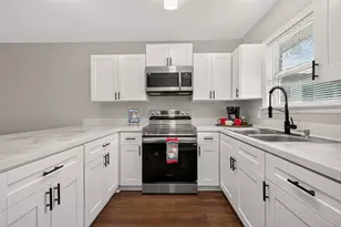 103 E Janisch Rd, Houston, TX 77022 - Photo 20