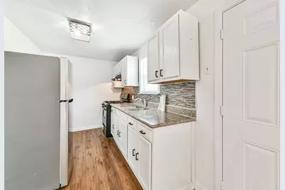332 N 7th Street, La Porte, TX 77571 - Photo 8