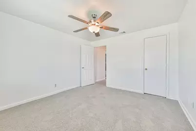 332 N 7th Street, La Porte, TX 77571 - Photo 18
