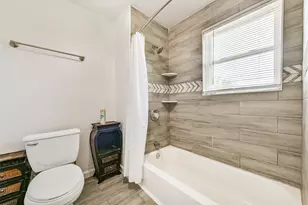 332 N 7th St, La Porte, TX 77571 - Photo 20