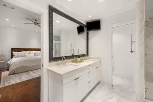 405 Welch St, Houston, TX 77006 - Photo 28