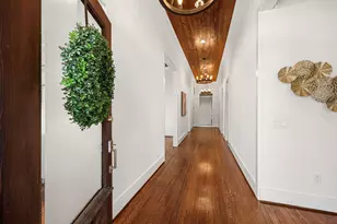 405 Welch St, Houston, TX 77006 - Photo 10