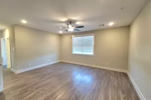 1620 Oak Tree Dr, Houston, TX 77080 - Photo 2