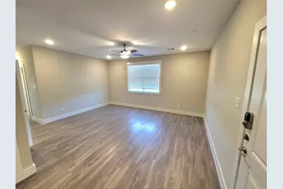 1620 Oak Tree Drive #1105, Houston, TX 77080 - Photo 1