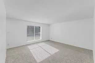 9243 Westwood Village Dr, Houston, TX 77036 - Photo 16