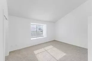 9243 Westwood Village Dr, Houston, TX 77036 - Photo 22