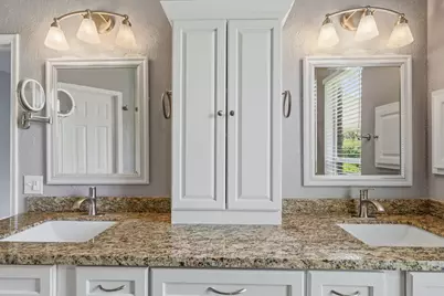 9327 Restover Lane, Houston, TX 77064 - Photo 20
