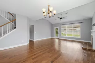 9327 Restover Ln, Houston, TX 77064 - Photo 10