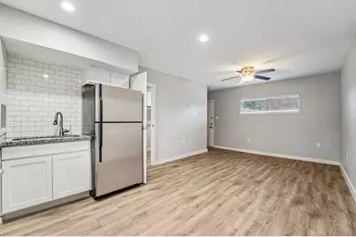 2807 Beauchamp Street #11, Houston, TX 77009 - Photo 4