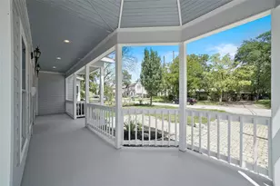 1213 Wakefield Dr, Houston, TX 77018 - Photo 2