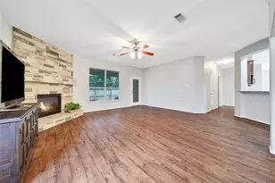 118 Magnolia Grove Ln, Conroe, TX 77384 - Photo 18