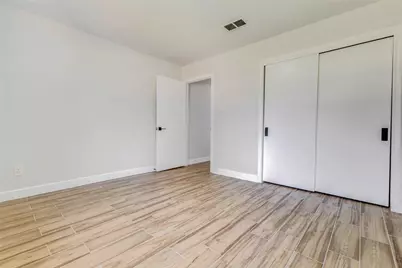14026 Britoak Lane, Houston, TX 77079 - Photo 18