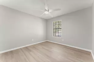 105 Eagle Rock Cir, The Woodlands, TX 77381 - Photo 32