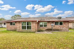 7215 Valmont Dr, Houston, TX 77016 - Photo 14