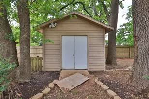 105 Lawrence Marshall Dr, Hempstead, TX 77445 - Photo 38