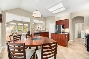 321 Holly Branch Ln, Kemah, TX 77565 - Photo 8