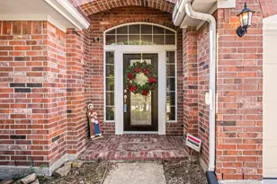 321 Holly Branch Ln, Kemah, TX 77565 - Photo 2