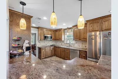 5210 Green Springs Drive, Houston, TX 77066 - Photo 10