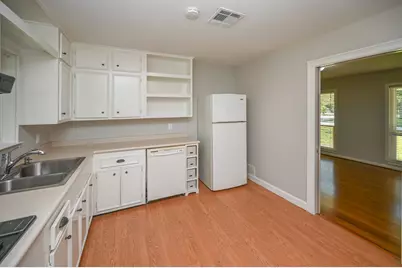 1602 Sheridan Drive, Baytown, TX 77520 - Photo 6
