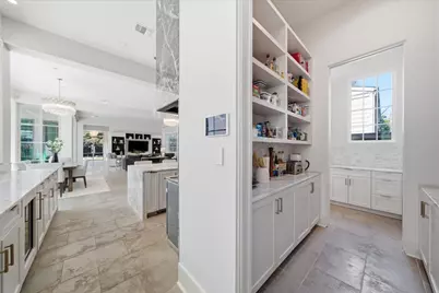 2615 Yupon Street, Houston, TX 77006 - Photo 16