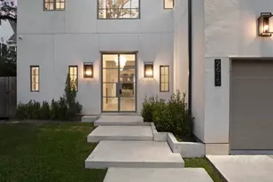 2615 Yupon St, Houston, TX 77006 - Photo 8
