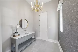 2615 Yupon St, Houston, TX 77006 - Photo 32