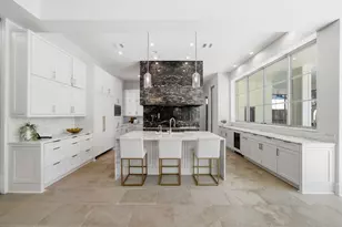 2615 Yupon St, Houston, TX 77006 - Photo 4