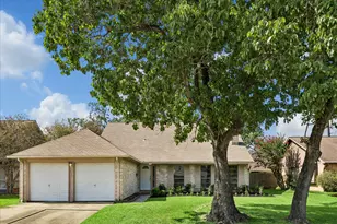 813 Lakeview Dr, Sugar Land, TX 77498 - Photo 26