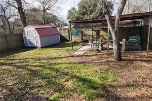 417 Victoria St, Navasota, TX 77868 - Photo 20