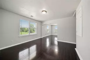 2423 Lucas St, Houston, TX 77026 - Photo 32