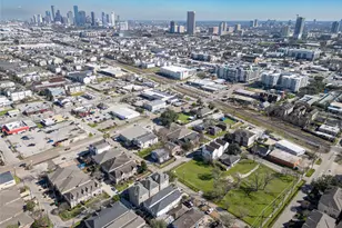 5006 Maxie St, Houston, TX 77007 - Photo 12