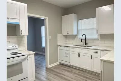 2609 3rd Street, Rosenberg, TX 77471 - Photo 2