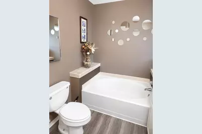 5302 Gladeside Drive, Katy, TX 77449 - Photo 10