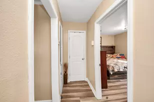 11025 Muscatine St, Houston, TX 77029 - Photo 12