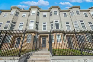 2020 McGowen St, Houston, TX 77004 - Photo 2