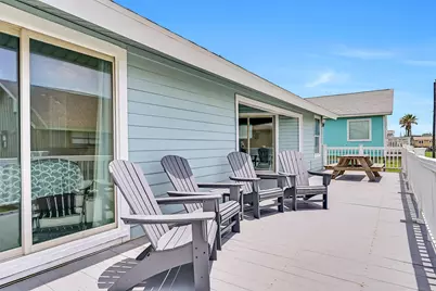 21423 Gulf Drive, Galveston, TX 77554 - Photo 36