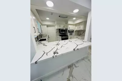 7131 Carvel Lane, Houston, TX 77074 - Photo 10