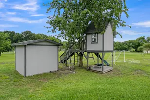 12304 Maggie Ln, Willis, TX 77318 - Photo 34