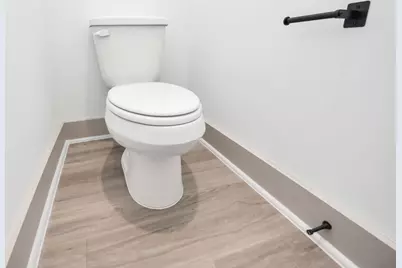 5303 Kindred Garden Lane #B, Houston, TX 77091 - Photo 36