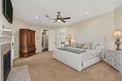 8214 Forest Gate Drive, Sugar Land, TX 77479 - Photo 20