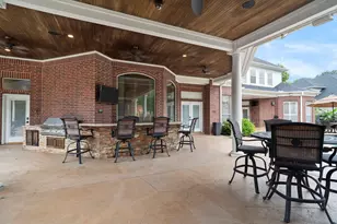 8214 Forest Gate Dr, Sugar Land, TX 77479 - Photo 36