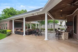 8214 Forest Gate Dr, Sugar Land, TX 77479 - Photo 40