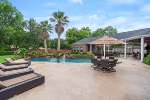 8214 Forest Gate Dr, Sugar Land, TX 77479 - Photo 38
