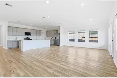 7434 Bartoncliff Drive, Katy, TX 77493 - Photo 4