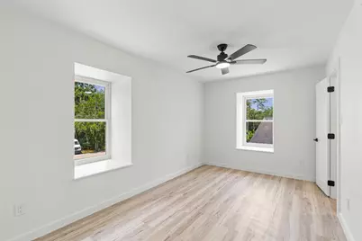 12217 Pine Lane, Dickinson, TX 77539 - Photo 22