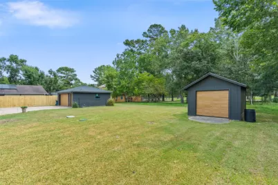 12217 Pine Lane, Dickinson, TX 77539 - Photo 4