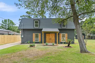 12217 Pine Ln, Dickinson, TX 77539 - Photo 1