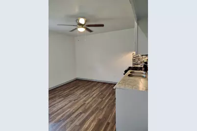 5301 Collingsworth Street #10, Houston, TX 77026 - Photo 6