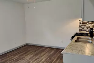 5301 Collingsworth St, Houston, TX 77026 - Photo 6